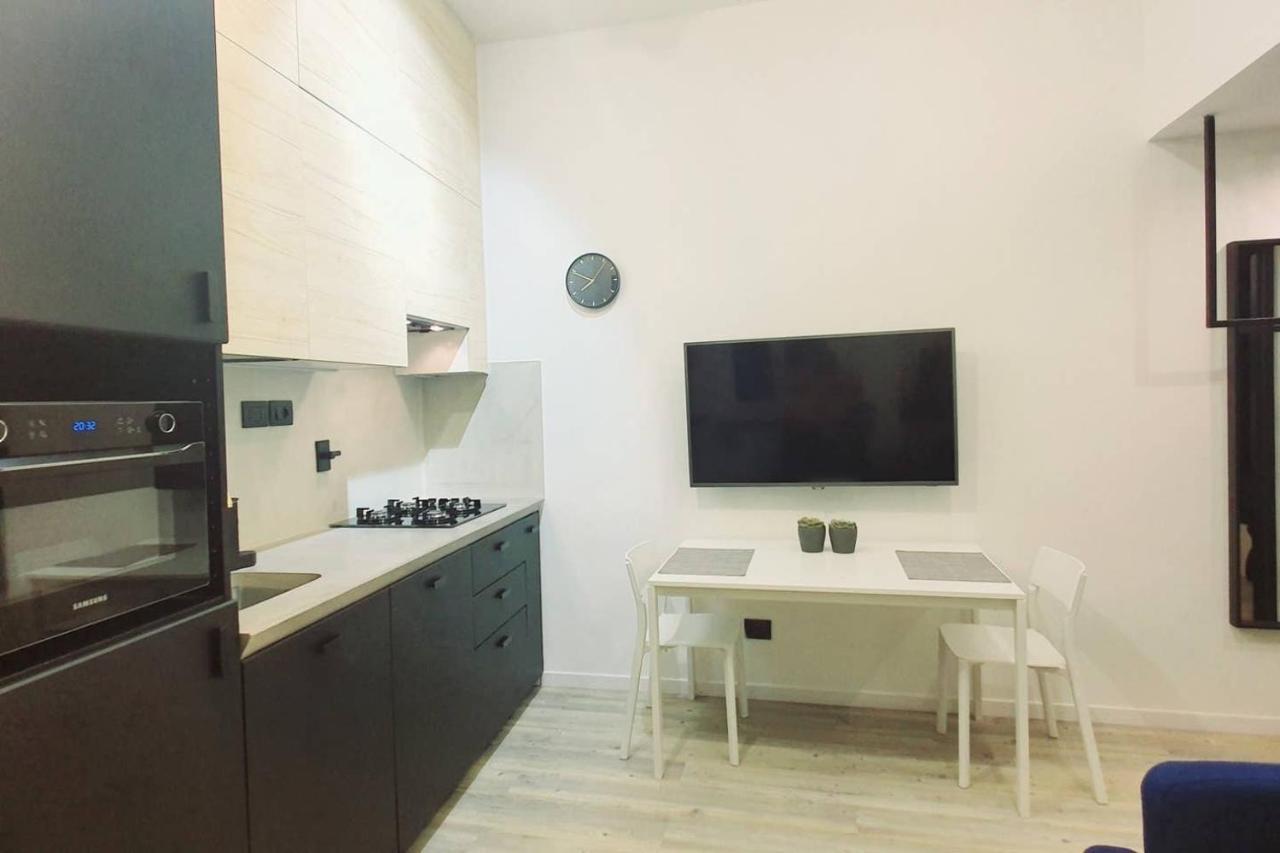 Joivy Heart Of The City 1 Bed Apt Near Castle Belvedere Génova Exterior foto