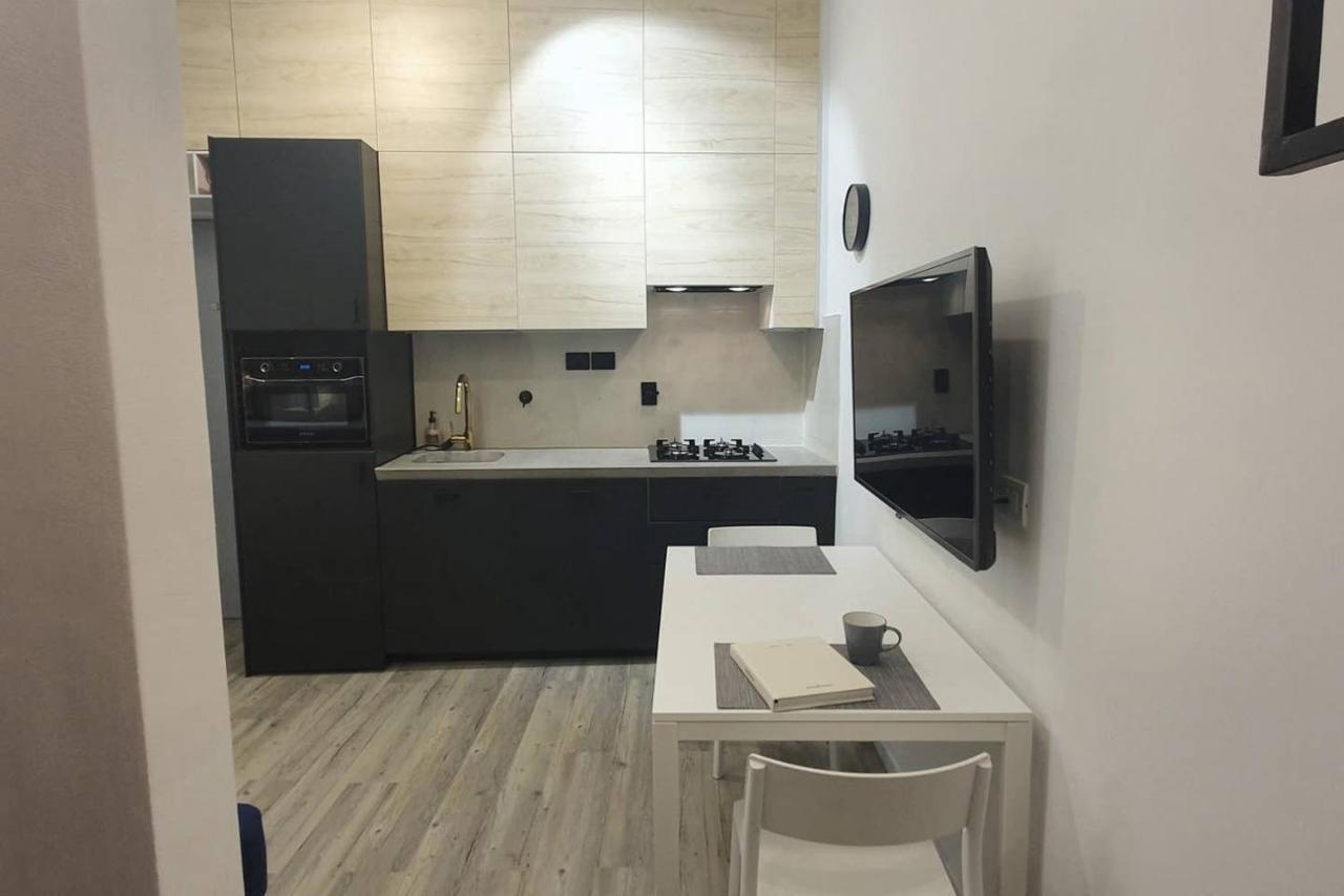 Joivy Heart Of The City 1 Bed Apt Near Castle Belvedere Génova Exterior foto